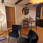 Au Moulin Saint Nicol - בית הארחה