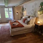 בית הארחה Au Moulin Saint Nicol - 4*