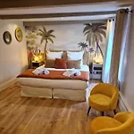 בית הארחה Au Moulin Saint Nicol - 4*
